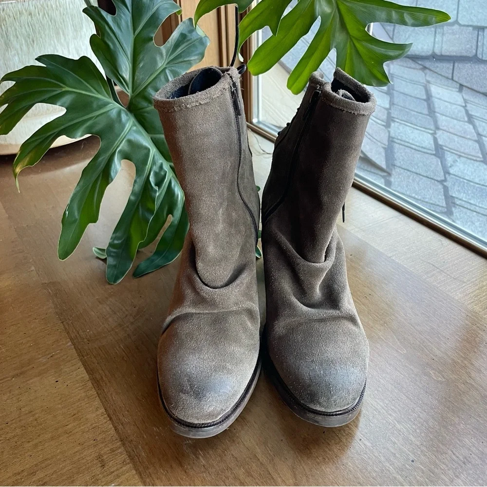 Bos. & Co. Brown Slouchy Suede Leather Ankle Boots Back Lace Detail size EU 41